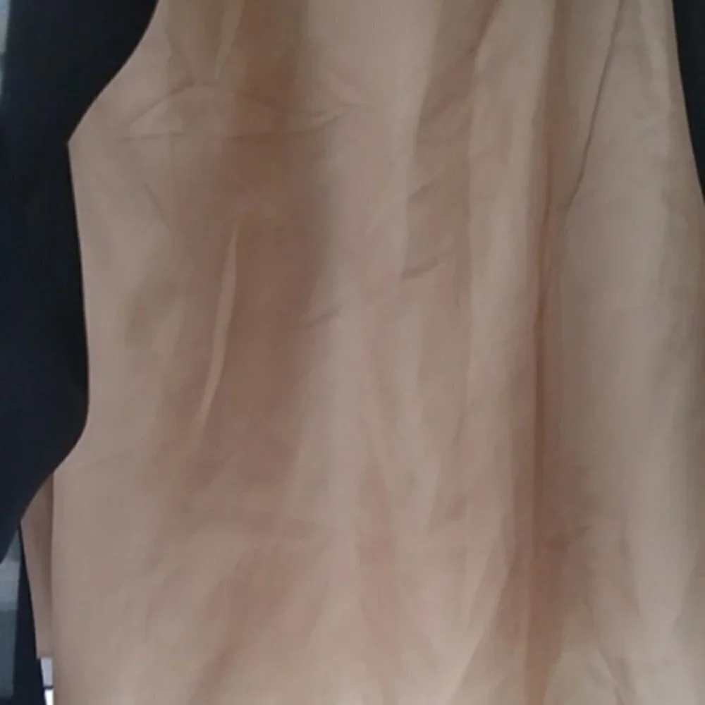 Sequin Hearts Strapless Sweetheart Illusion Dress - Picture 11 of 14